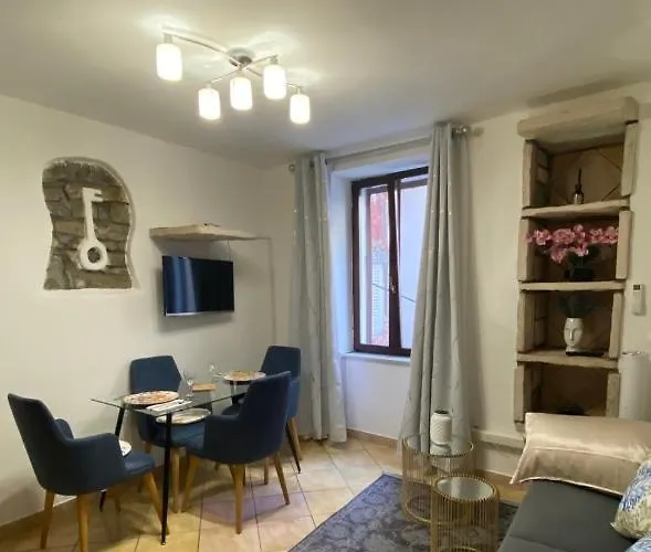 Incantevole: Piran-pirano. 公寓 皮兰