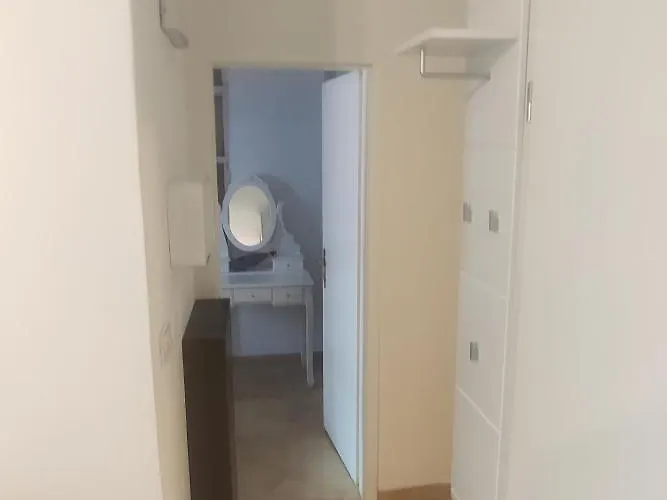 Incantevole: Piran-pirano. 公寓